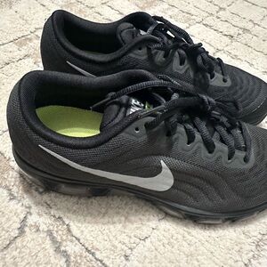 Nike Black and Silver Running Shoes